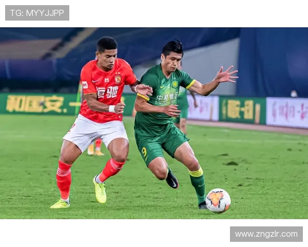 李新翔先拔头筹 莱昂纳多破门 海港十人逆袭3-1力克河南